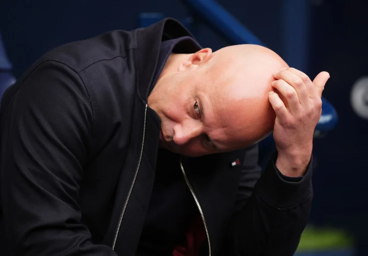 Belum Genap Sehari Menganggur, Arne Slot Sudah Dikaitkan dengan AC Milan