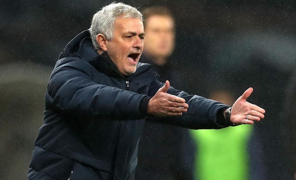 Terancam Dipecat, Jose Mourinho Justru Berjanji Akan Masuk Sejarah Tottenham