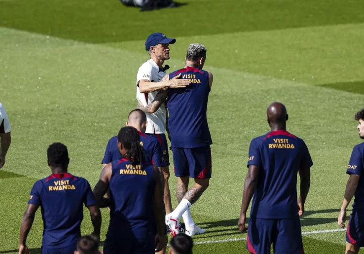 Berbicara Langsung di Depan Wajah Neymar, Luis Enrique: Bagus Anda Pergi