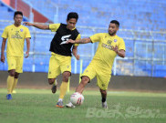 Arema FC Enggan Bubarkan Tim meski Lanjutan Liga 1 Tak Jelas