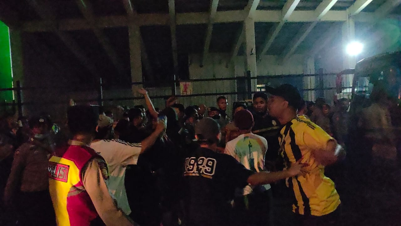 Kericuhan Suporter Pecah pada Laga Pembuka Liga 2 2022 di Bandung
