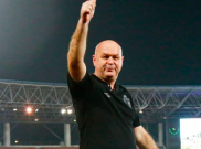 Bojan Hodak dan Levy Clement Madinda Masih Absen saat Persib Melawan Persik