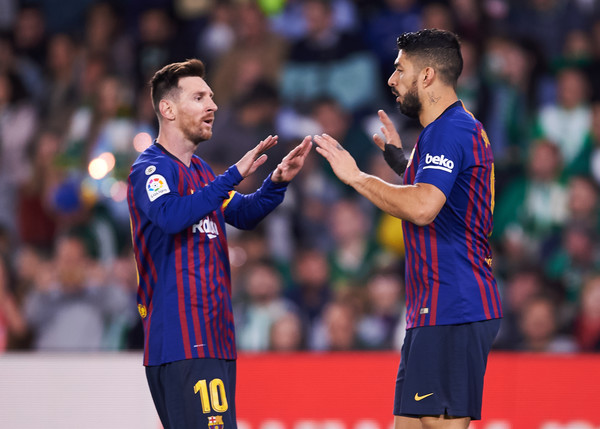 Messi, Suarez, dan Sejarah Jadi Lawan Berat Manchester United