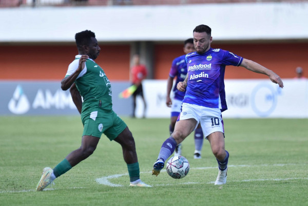 Persib Imbang Lawan PSS, Marc Klok: Chemistry Harus Diperbaiki