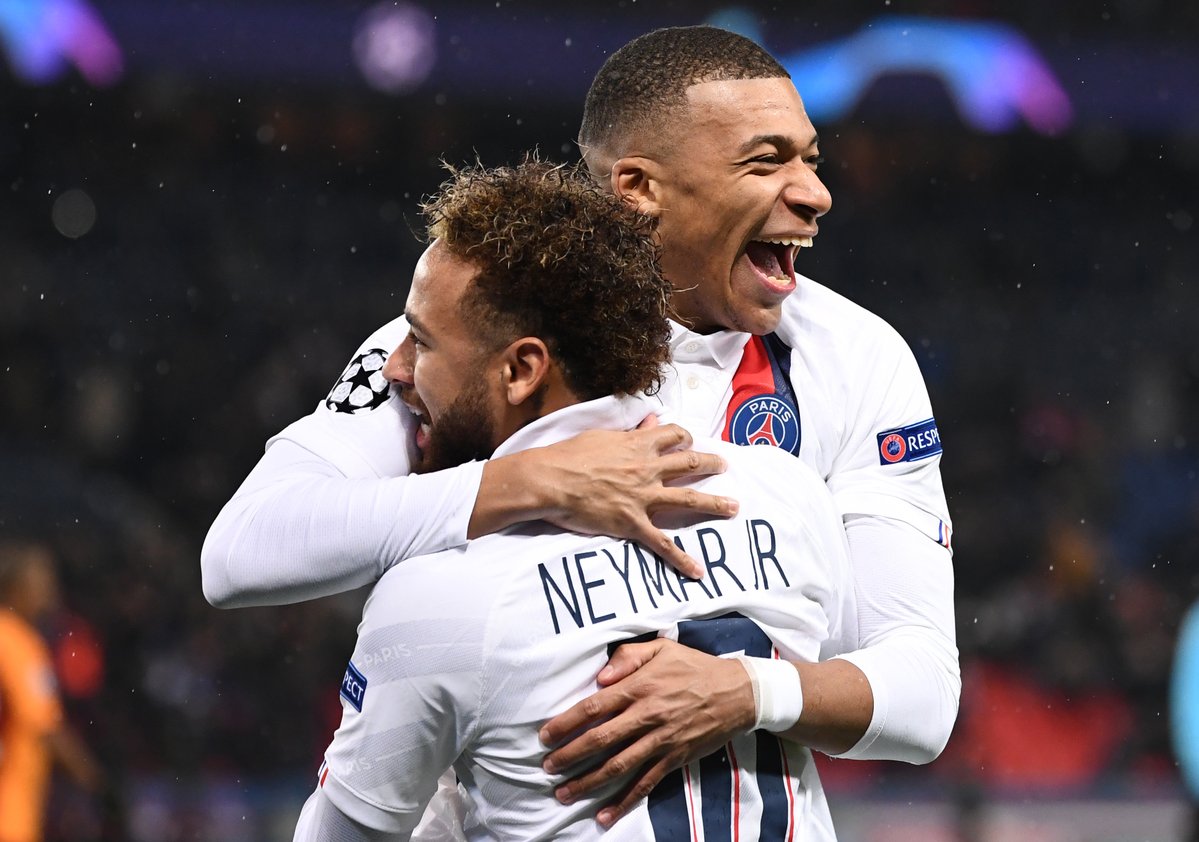 Hasil Liga Champions: PSG Pesta Gol, Atalanta Lolos Dramatis