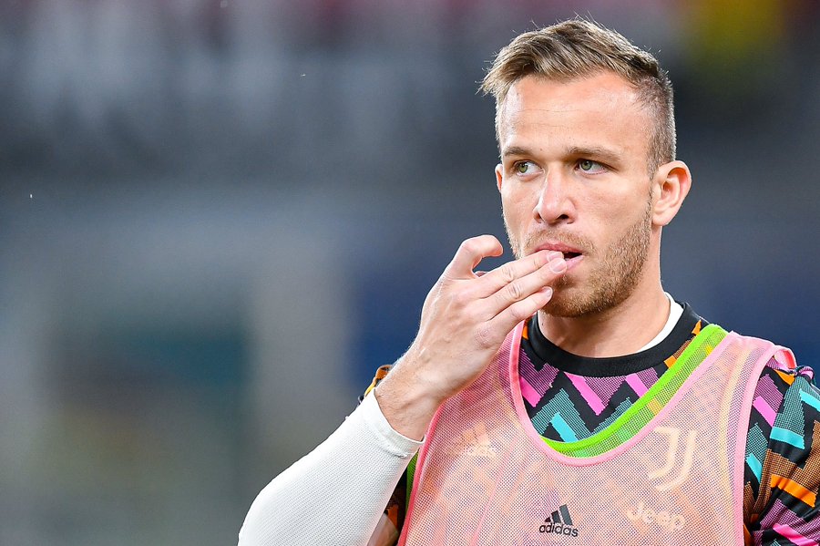 Deadline Day: Liverpool Pinjam Arthur Melo dari Juventus
