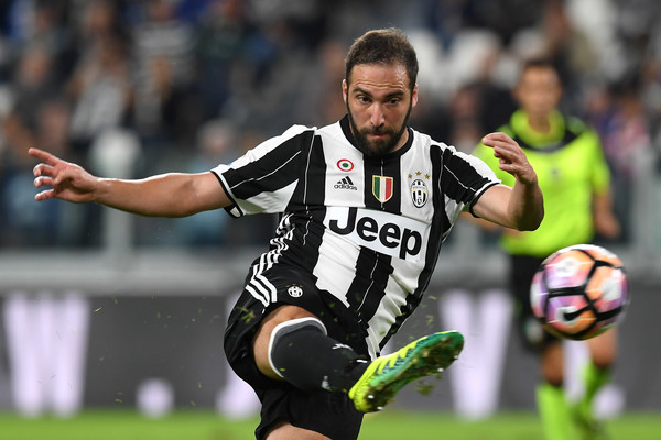 Pascaoperasi, Higuain Terancam Absen Lawan Napoli