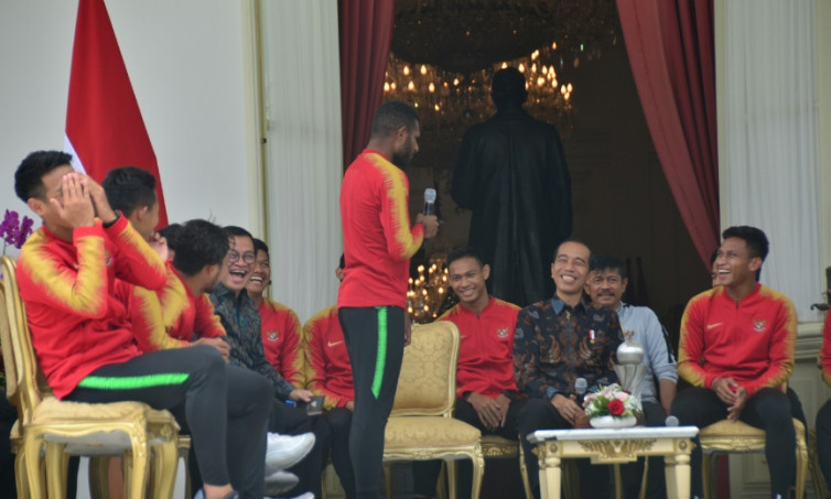 Curhat Marinus kepada Presiden Jokowi: Jalan di Sarmi Papua Masih Jelek