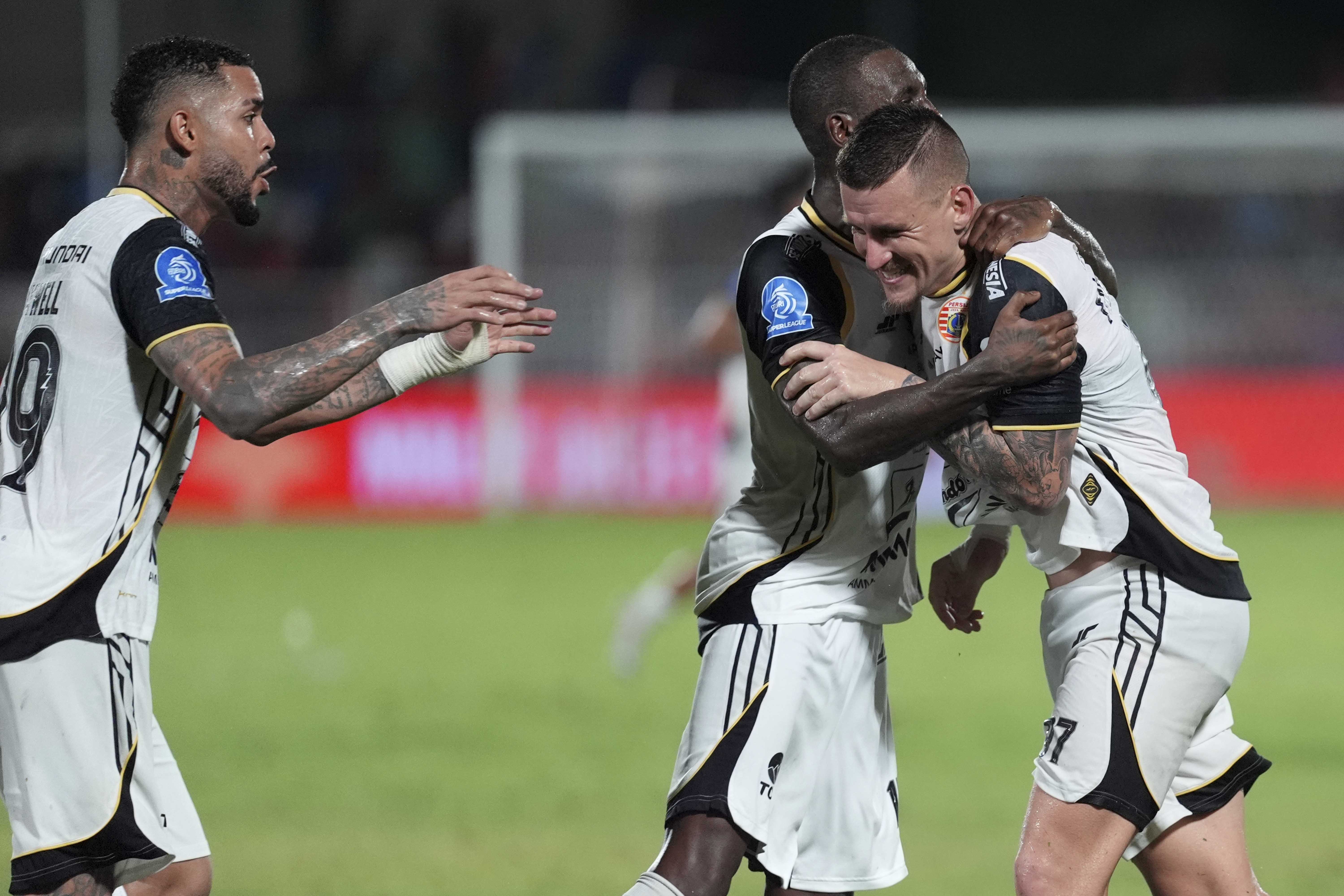 Persija Susun Skema untuk Kudeta Persib dari Puncak Klasemen