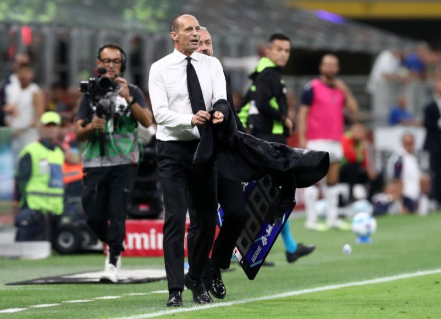 Ketika Jaket Menyelamatkan Massimiliano Allegri pada Laga AC Milan vs Bologna