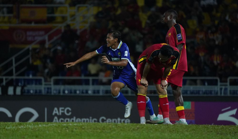 Hasil AFC Champions League Two 2025/2026: Gol Adam Alis Bawa Persib Comeback di Kandang Selangor