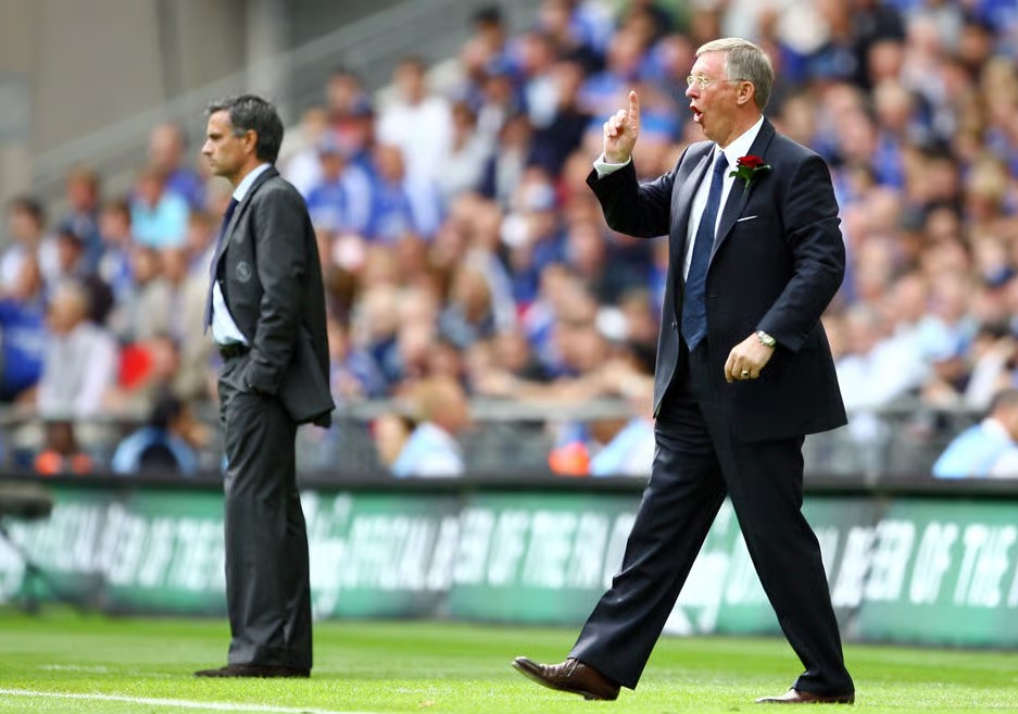 Fakta Mengejutkan Terungkap: Bukan David Moyes, Jose Mourinho Seharusnya Jadi Pengganti Sir Alex Ferguson di MU