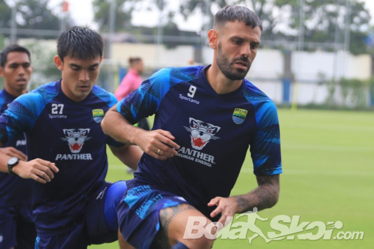 Jawaban Tyronne del Pino soal Rumor Gabung Malut United Musim Depan