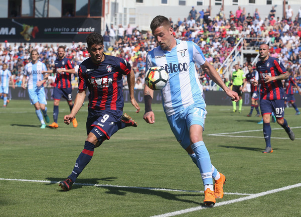 Real Madrid dan Manchester United Berebut Bintang Lazio
