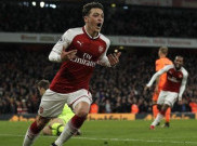 Mesut Ozil Jadi Pemain dengan Bayaran Tertinggi dalam Sejarah Arsenal