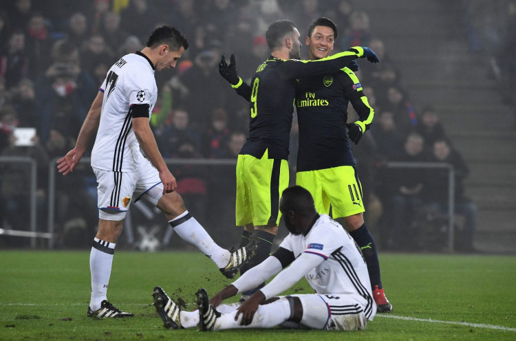 Hasil Liga Champions: Hattrick Lucas Perez Antarkan Arsenal Puncaki Grup A