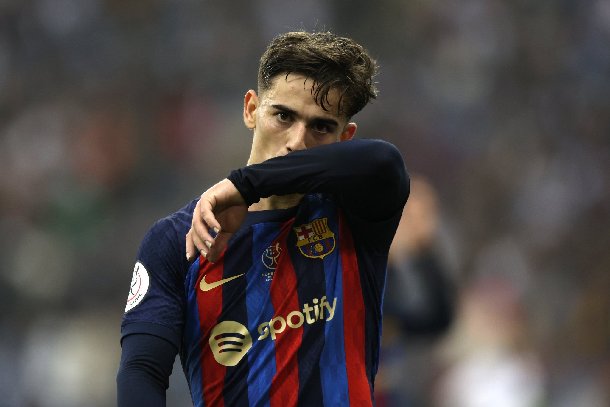 Xavi Hernandez Tak Terima Gavi Dicap Pemain Kasar