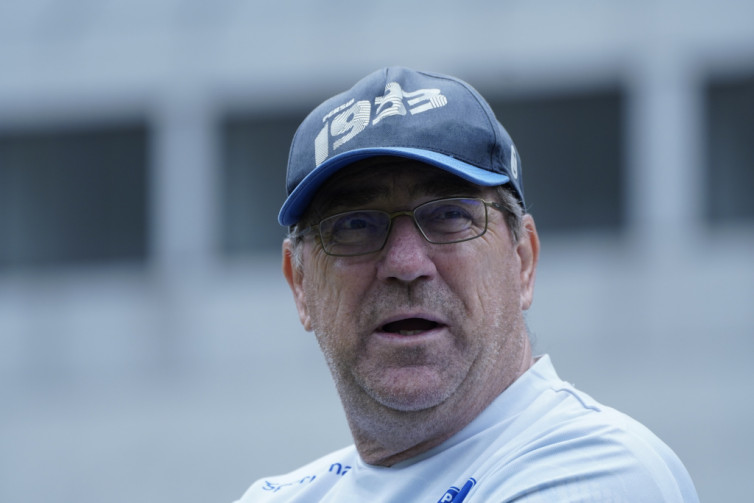 Robert Alberts: Seharusnya Persib Menang 3-0 Lawan PSS