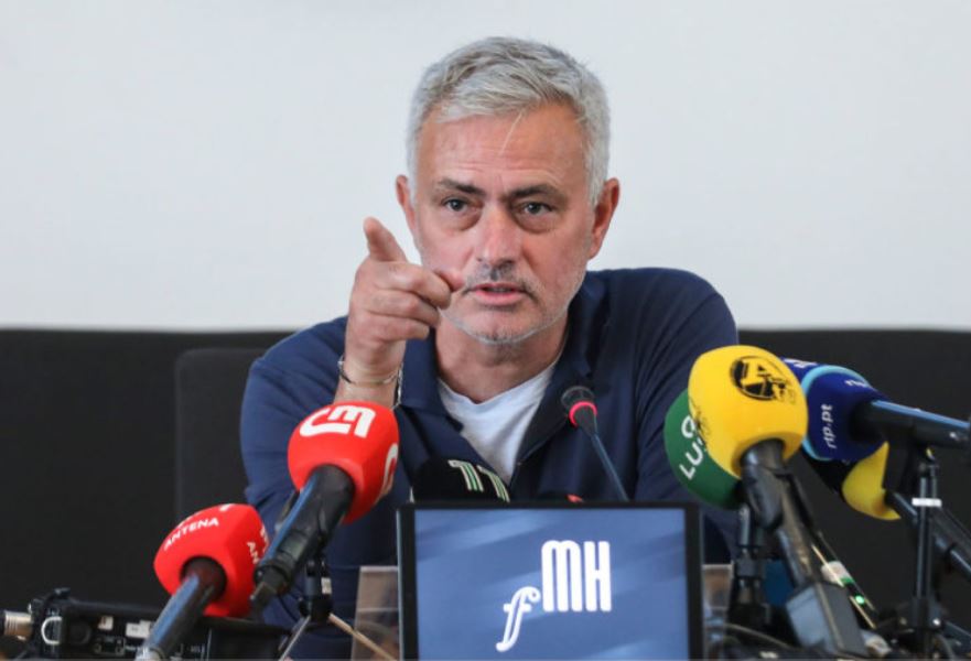 Belajar Bahasa Jerman, Diam-diam Jose Mourinho Tertarik Latih Bayern Munchen