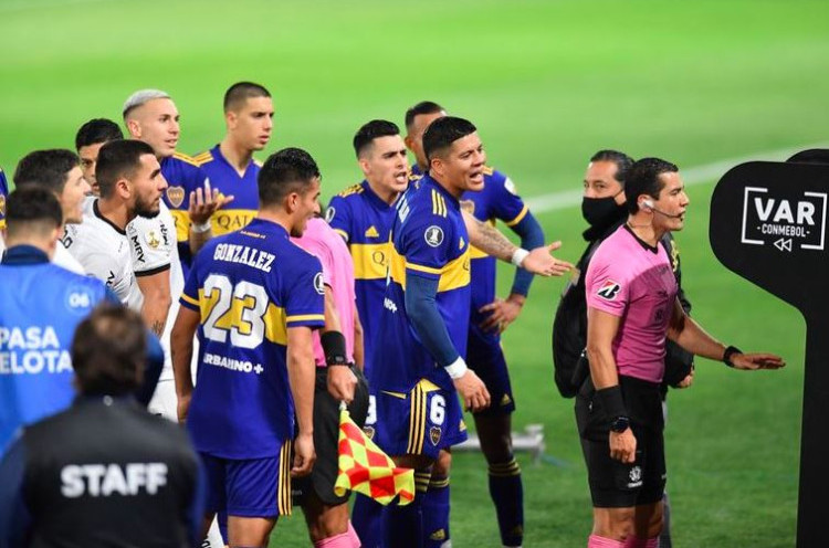 Gara-gara VAR, Skuad Boca Ribut dengan Polisi di Copa Libertadores