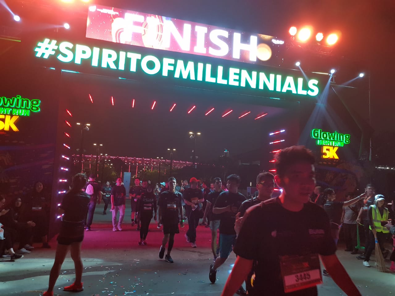 Glowing Night Run 2018, Kilau Semangat Milenial
