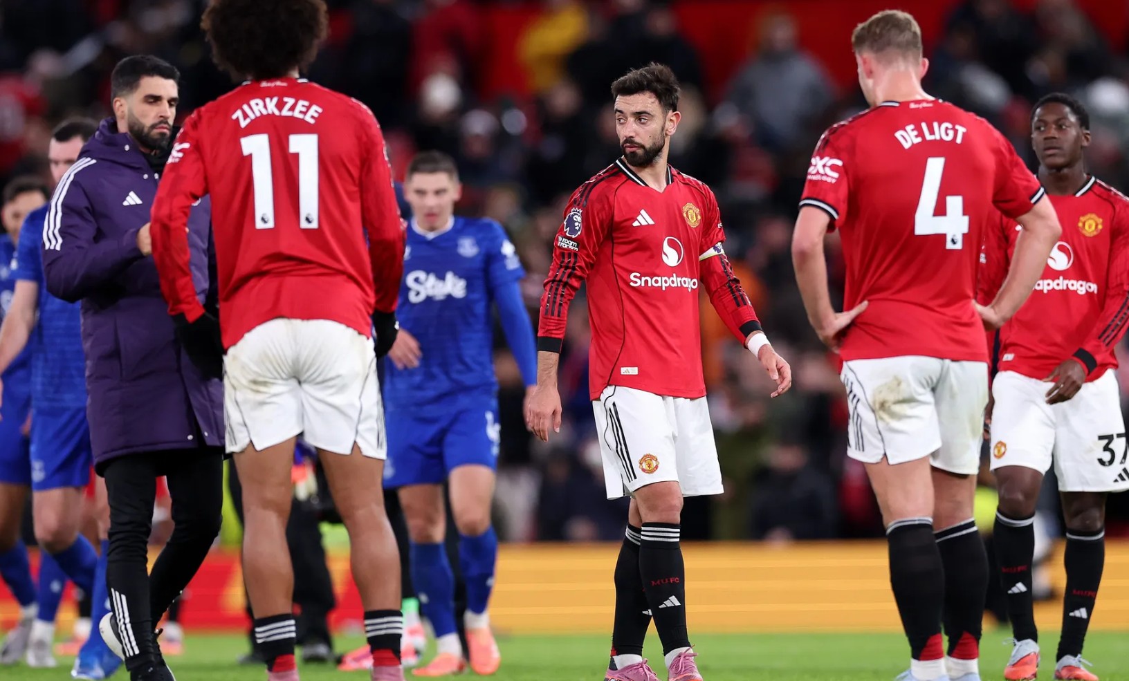 Hasil Premier League: Lawan 10 Pemain Everton, Manchester United Tumbang di Old Trafford