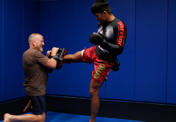 Atlet MMA Andalan Indonesia Jeka Saragih Siap Tempur di Semifinal Road To UFC