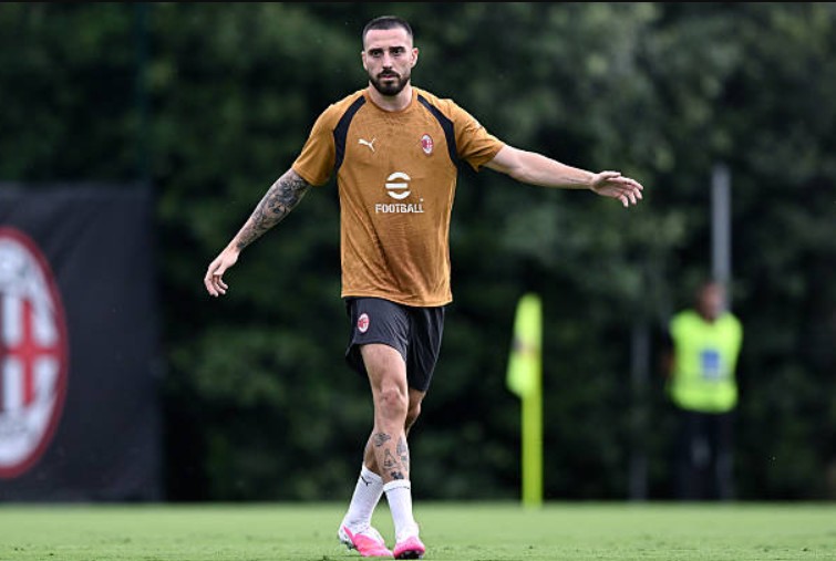 Mario Gila Beberkan Peran Ruben Amorim di Balik Kepindahannya ke AC Milan