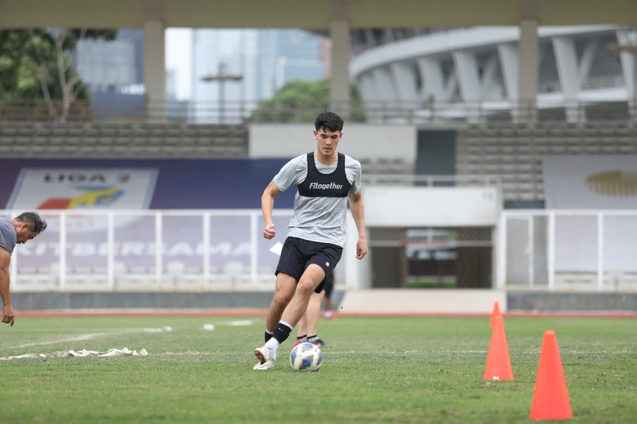 Victor Igbonefo Bicara soal Elkan Baggott dan Target di Piala AFF
