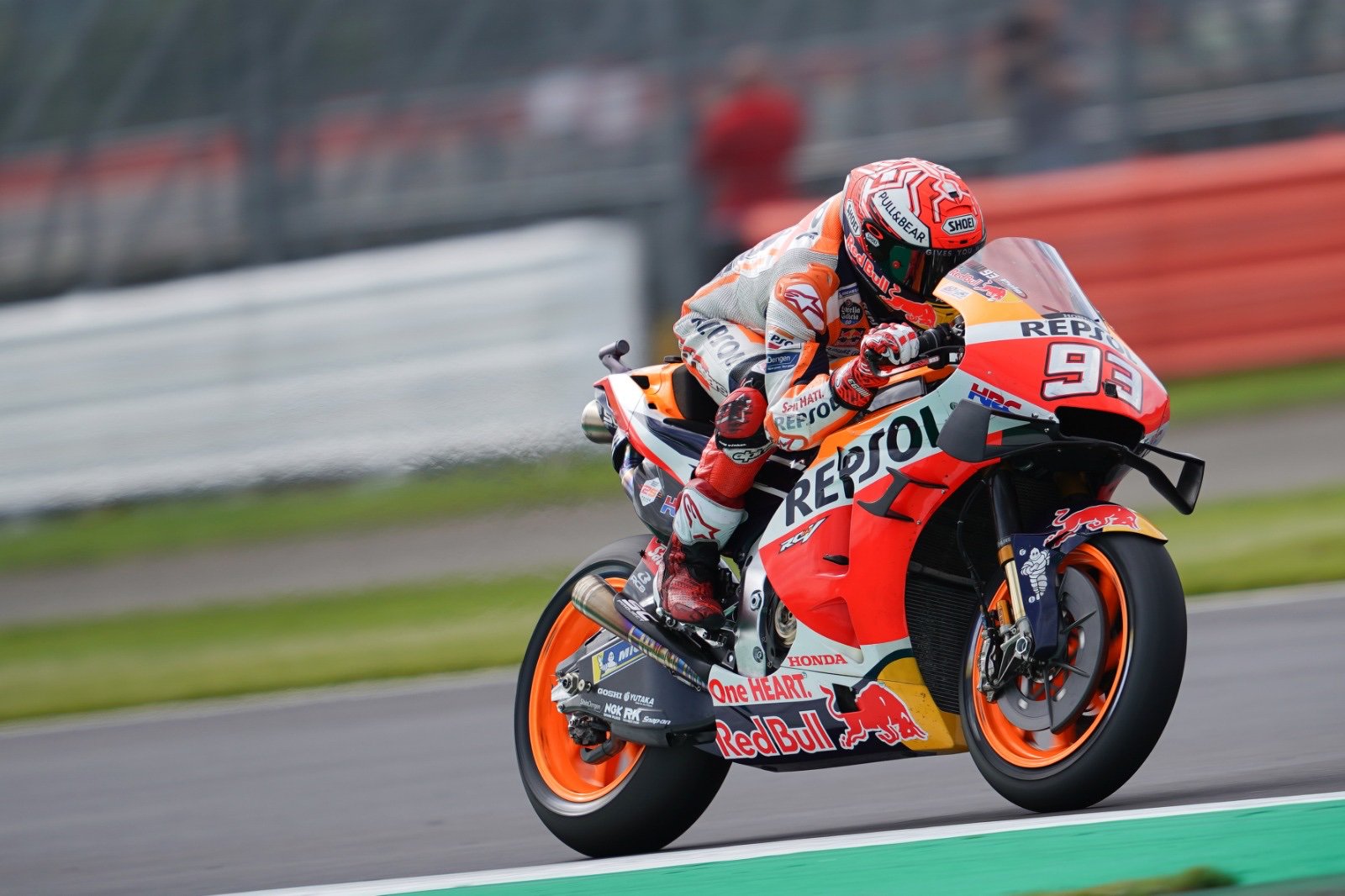 Kualifikasi MotoGP Inggris: Buntuti Valentino Rossi, Marc Marquez Raih Pole Position