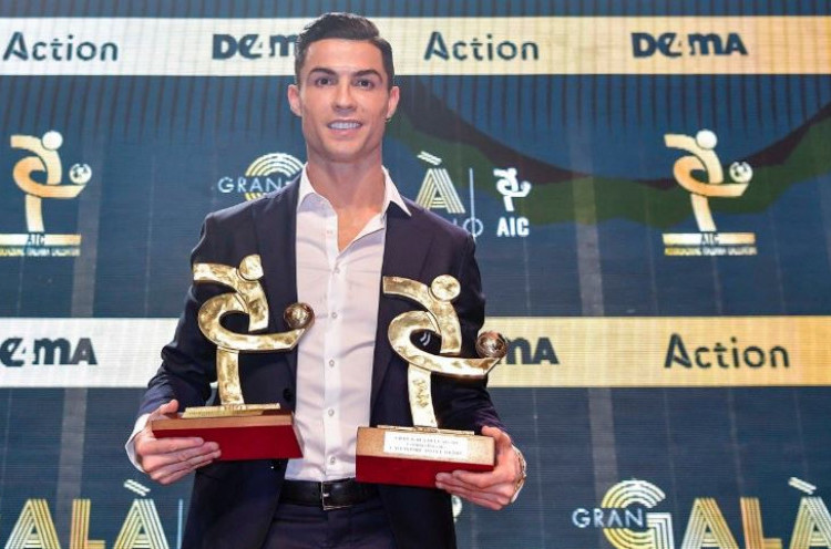 Lionel Messi Raih Ballon d'Or 2019, Cristiano Ronaldo Terima Penghargaan Lain di Italia