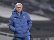 Kala Tottenham Hotspur-nya Mourinho Parkir Bus di Daerah Lawan