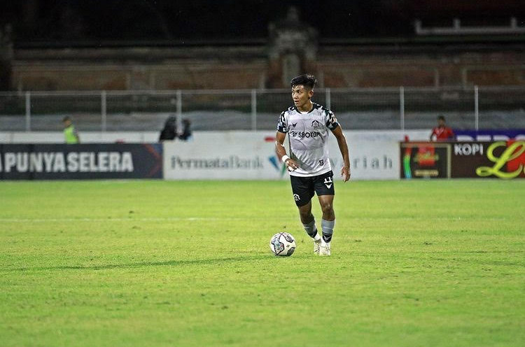 Firza Andika Beri Sinyal Tinggalkan TIRA-Persikabo, Hanif Sjahbandi Pamit dari Arema FC