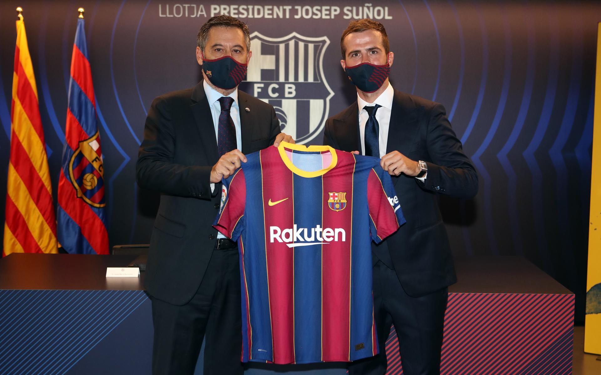 Miralem Pjanic Ungkap Apa yang Dibutuhkan Barcelona untuk Bangkit