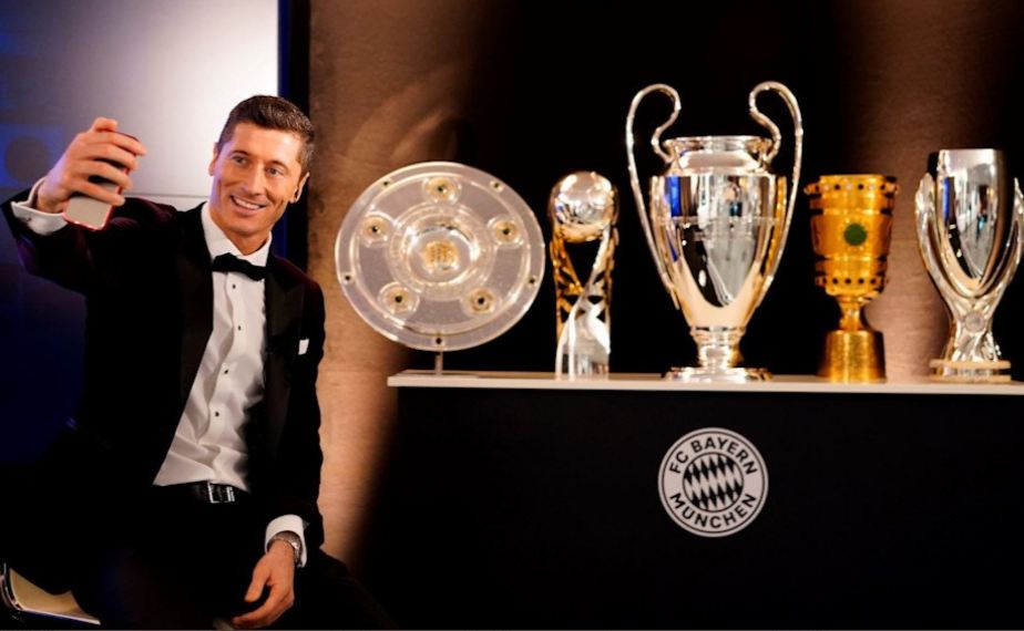Cara Unik Lewandowski Satukan Ronaldo dengan Messi 