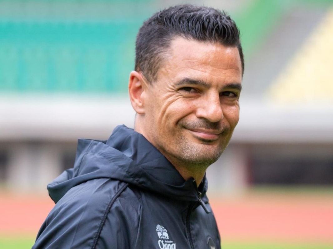 Breaking News: Carlos Pena Pelatih Baru Persija Jakarta
