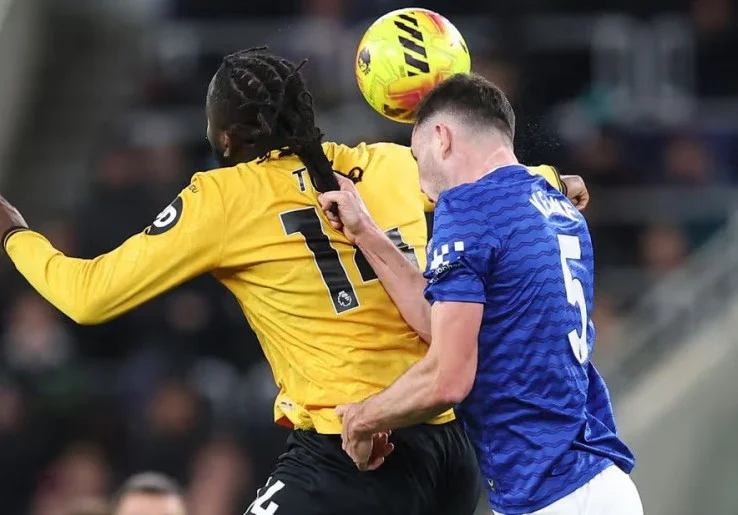 Premier League Ubah Hukuman Tarik Rambut Mulai Musim 2026-27