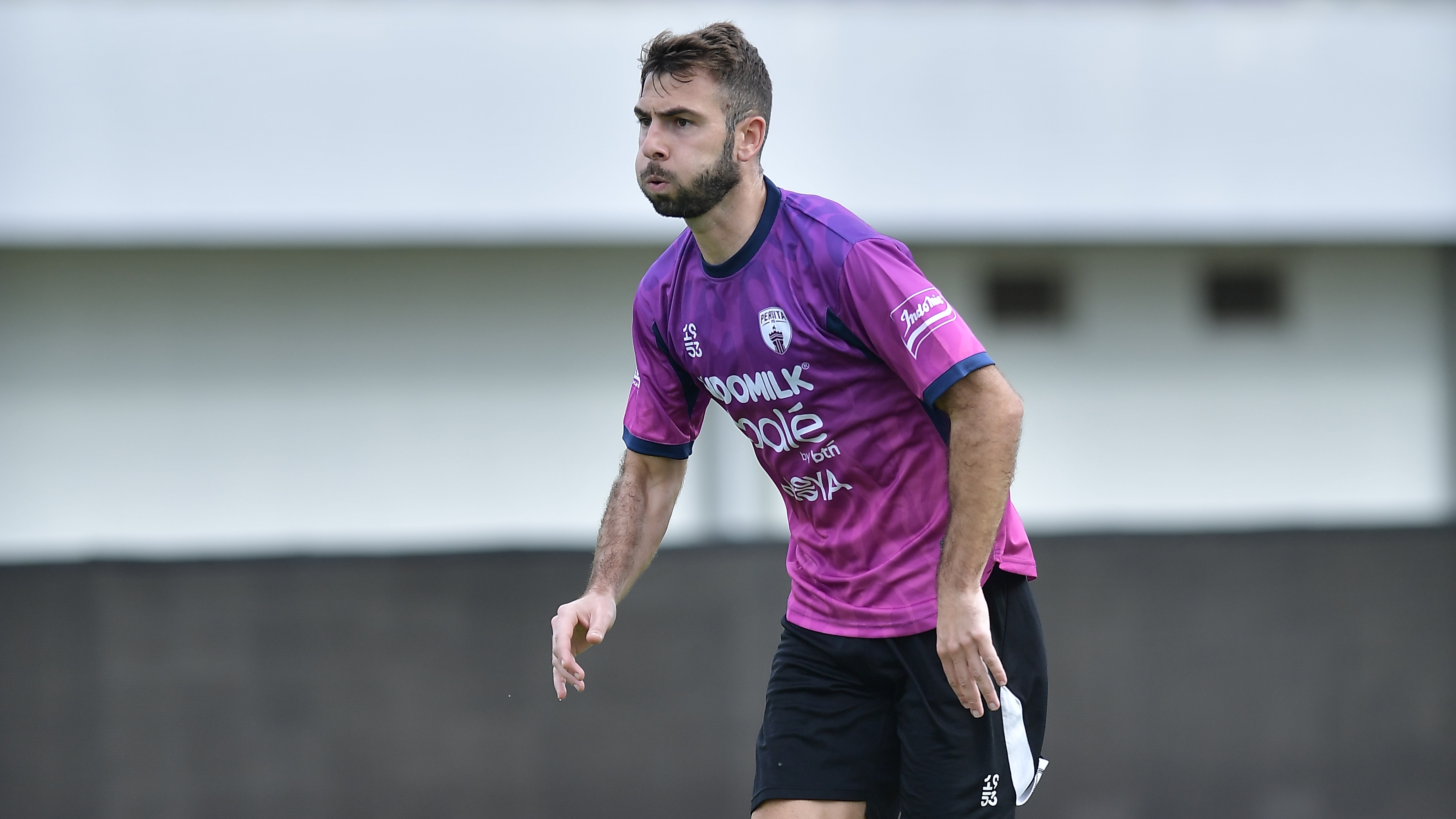 Carlos Pena Datangkan Eks Anak Asuhnya di Persija ke Persita Tangerang