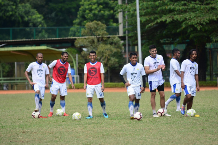 Persib Bandung Datang ke Markas Semen Padang dengan Modal Bagus