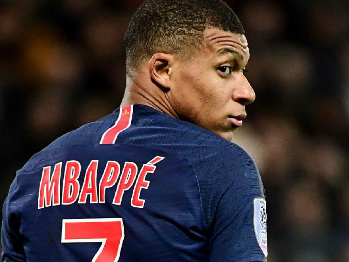 Masa Depan Kylian Mbappe di PSG Tergantung Barcelona