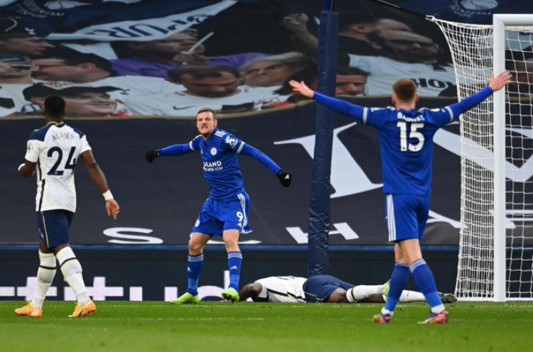 Tottenham Hotspur 0-2 Leicester City: Jamie Vardy Ukir Rekor Unik