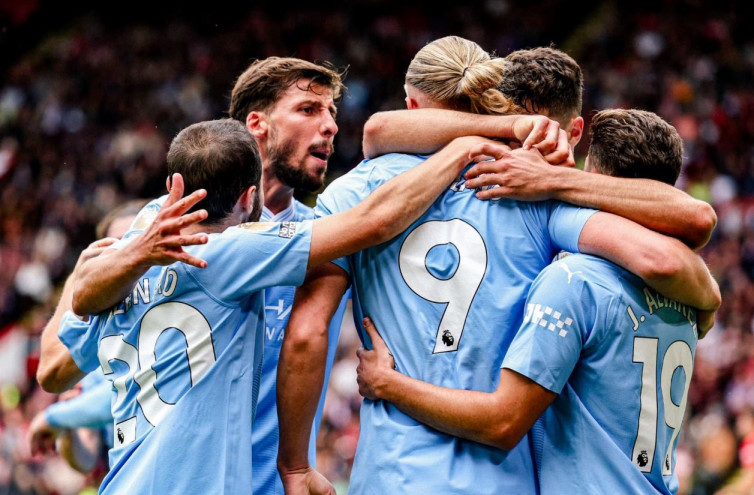 Ogah Sendirian Dihukum, Everton Ingin Seret Manchester City