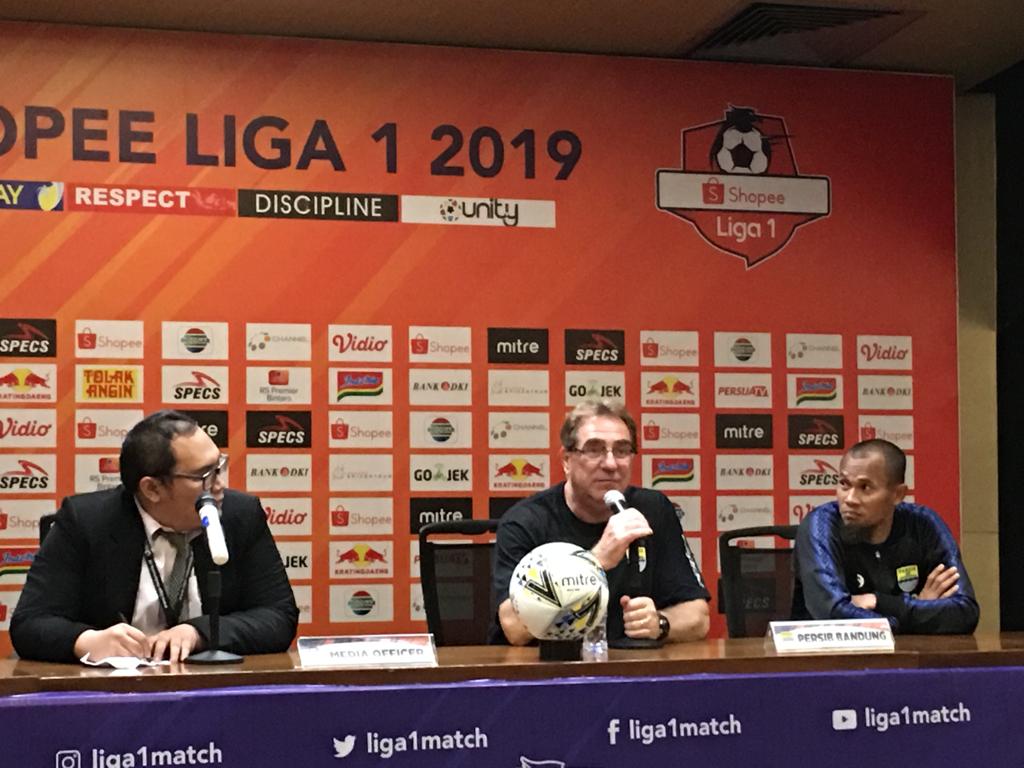 Berhasil Tahan Imbang Persija 1-1, Ini Komentar Pelatih Persib Robert Rene Alberts