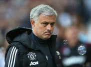 Manchester United Bikin Jose Mourinho Sembunyikan Sifat Aslinya