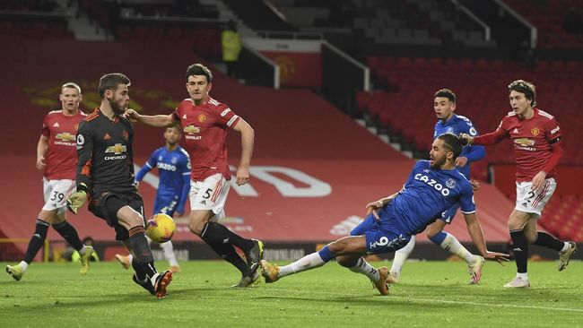 Ironi Manchester United, Haus Gol tetapi Ceroboh di Belakang