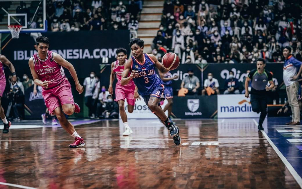 IBL: Bersinar di Musim Perdana