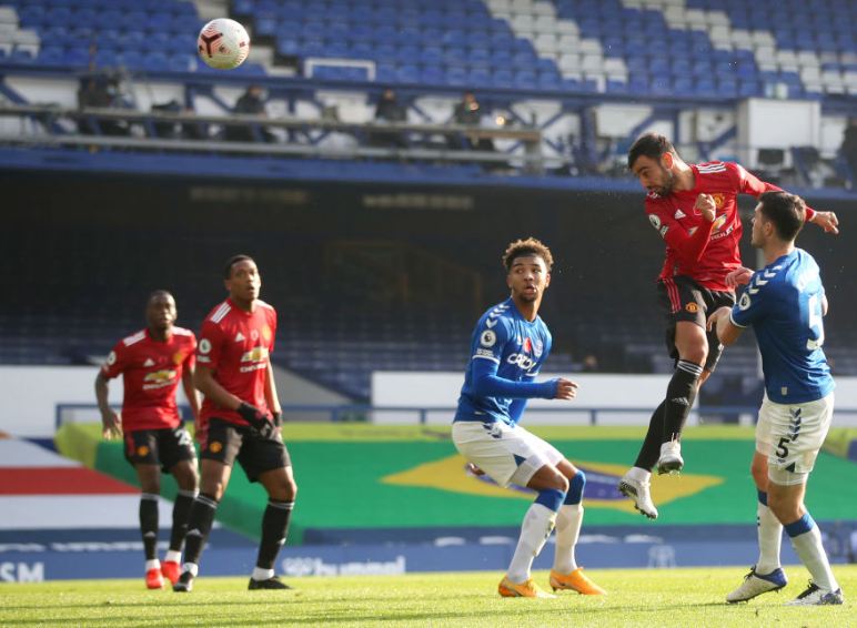 Manchester United Lanjutkan Catatan Positif atas Everton, Bruno Fernandes Jago Main Tandang