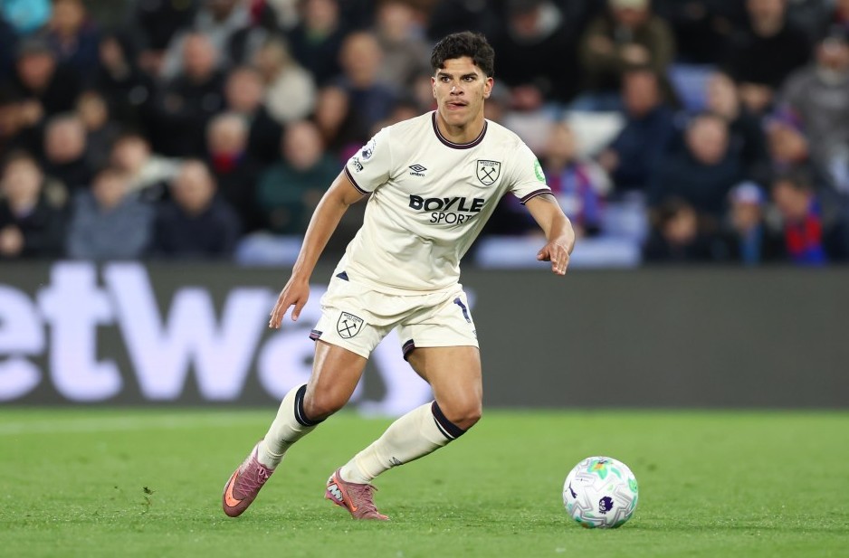 PSG Siap Bajak Gelandang Incaran Manchester United