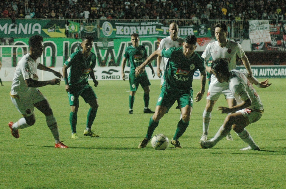 Dikalahkan PSS Sleman, Pelatih PSM Evaluasi Mental Pemain saat Bertanding di Laga Tandang