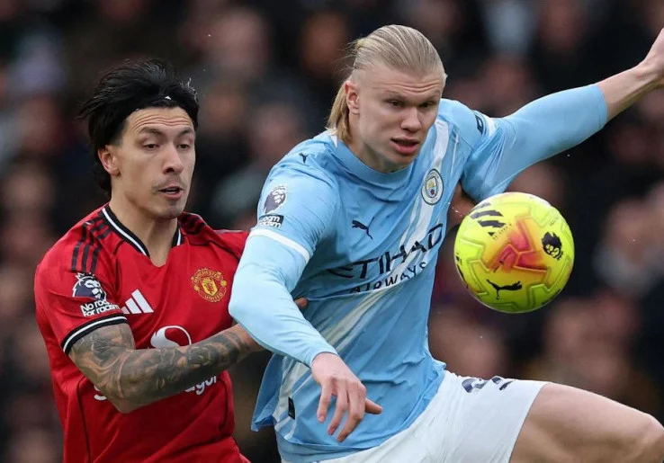 Respons Tantangan Lisandro Martinez, Legenda Manchester United: Terlalu Bernyali untuk Pemain Belum Teruji